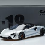 McLaren Artura Argintiu GT Spirit 1:18 GT873 Rășină - image 6 of 6