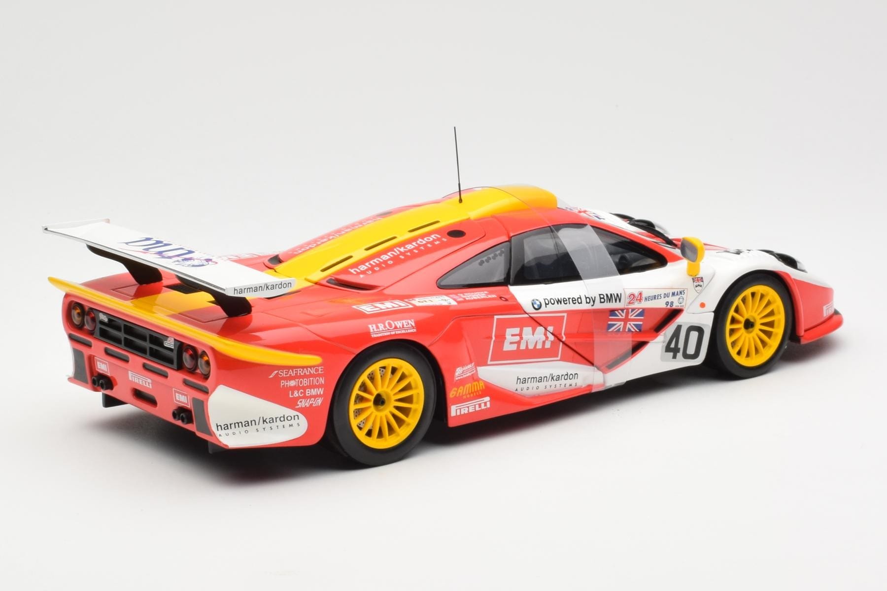 McLaren F1 GTR #40 J. O'Rourke / M. Sugden / P. Auberlein EMI 24 Hours of Le Mans 1996 UT Models 1:18 39820 Metal - imaginea 2 din 6
