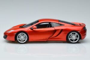 McLaren MP4-12C Cu Figurina Stig Top Gear Minichamps 1:18 519101330 Metal - imaginea 4 din 7