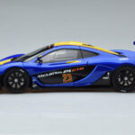 McLaren P1 GTR Albastru Cu Dungi Galbene AUTOart 1:18 - image 4 of 7