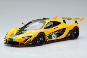 McLaren P1 GTR Galben Cu Dungi Verzi AUTOart 1:18