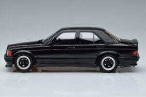 Mercedes 190E W201 2.3 AMG The Hammer Otto 1:18 OT754 Rășină - imaginea 3 din 6