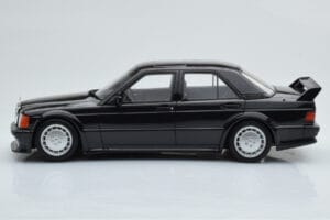 Mercedes 190E W201 2.5-16 Evo I Negru Otto 1:18 OT151 Rășină - imaginea 3 din 6