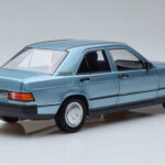 Mercedes 190E W201 Albastru Deschis Norev 1:18 - image 3 of 7
