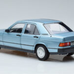 Mercedes 190E W201 Albastru Deschis Norev 1:18 - image 6 of 7