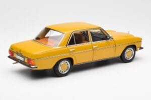 Mercedes 200/8 W115 Sahara Galben Norev 1:18 183771 Metal - imaginea 3 din 8