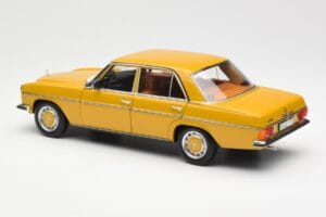 Mercedes 200/8 W115 Sahara Galben Norev 1:18 183771 Metal - imaginea 7 din 8