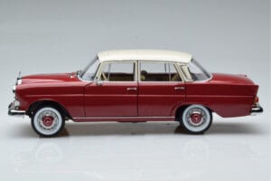 Mercedes 200 W110 Roșu Norev 1:18 183706 Metal - imaginea 5 din 7