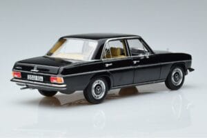 Mercedes 200 W115 Ediție Limitată Norev 1:18 183775 Metal - imaginea 3 din 8