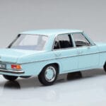Mercedes 200 W115 Norev 1:18 183777 Metal - image 3 of 7