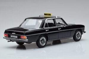 Mercedes 200 W115 Taxi Norev 1:18 183776 Metal - imaginea 3 din 7