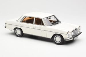 Mercedes 200 W115 Alb Norev 1:18 183770 Metal - imaginea 6 din 8