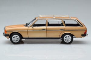 Mercedes 200T S123 AMG Package Bej Norev 1:18 183739 Metal - imaginea 5 din 9