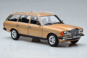 Mercedes 200T S123 AMG Package Bej Norev 1:18 183739 Metal - imaginea 6 din 9