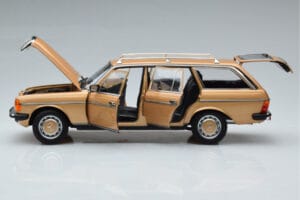 Mercedes 200T S123 Bej Norev 1:18 183738 Metal - imaginea 4 din 9
