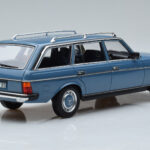 Mercedes 200T S123 Albastru Norev 1:18 - image 3 of 7