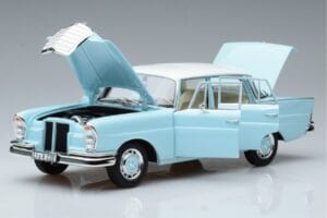 Mercedes 220 S W111 Albastru Norev 1:18 183920 Metal - imaginea 2 din 7