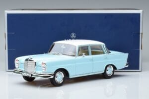 Mercedes 220 S W111 Albastru Norev 1:18 183920 Metal - imaginea 7 din 7
