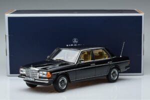 Mercedes 230E W123 Ediție Limitată Norev 1:18 183711 Metal - imaginea 8 din 8