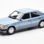 Mercedes 230E W124 Albastru Deschis Metalic Norev 1:18