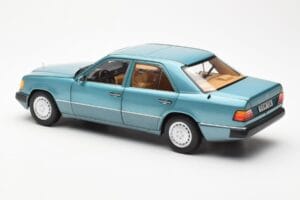 Mercedes 230E W124 Beryl Metallic Ediție Dealer Norev 1:18 B66040698 Metal - imaginea 7 din 8