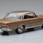 Mercedes 250 SE Coupe W111 Auriu Metalizat Norev 1:18 - image 3 of 7