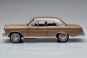 Mercedes 250 SE Coupe W111 Auriu Metalizat Norev 1:18 183759 Metal - imaginea 4 din 7