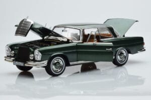 Mercedes 250 SE Coupe W111 Verde Metalizat Ediție Limitată Norev 1:18 183764 Metal - imaginea 2 din 7