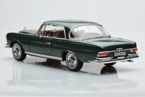 Mercedes 250 SE Coupe W111 Verde Metalizat Ediție Limitată Norev 1:18 183764 Metal - imaginea 6 din 7