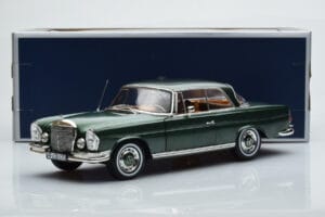 Mercedes 250 SE Coupe W111 Verde Metalizat Ediție Limitată Norev 1:18 183764 Metal - imaginea 7 din 7