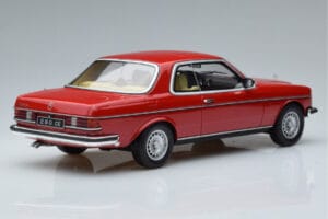 Mercedes 280 CE C123 Roșu Otto 1:18 OT145 Rășină - imaginea 2 din 6