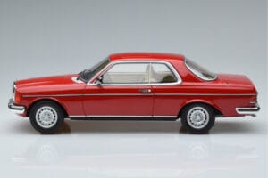 Mercedes 280 CE C123 Roșu Otto 1:18 OT145 Rășină - imaginea 3 din 6