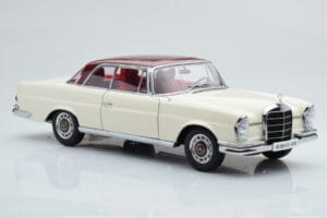 Mercedes 280 SE W108 Alb AUTOart 1:18 76287 Metal - imaginea 6 din 8