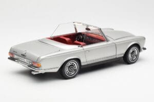 Mercedes 280 SL W113 Pagoda Argintiu Schuco 1:18 450035000 Metal - imaginea 3 din 8