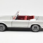 Mercedes 280 SL W113 Pagoda Argintiu Schuco 1:18 450035000 - image 4 of 8
