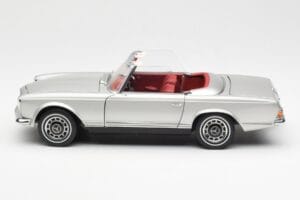 Mercedes 280 SL W113 Pagoda Argintiu Schuco 1:18 450035000 Metal - imaginea 4 din 8