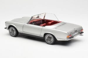 Mercedes 280 SL W113 Pagoda Argintiu Schuco 1:18 450035000 Metal - imaginea 7 din 8