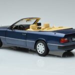 Mercedes 300 CE-24 A124 Cabriolet Nautical Albastru Ediție Limitată Norev 1:18 183879 Metal - image 6 of 7