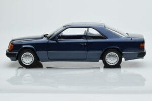 Mercedes 300 CE-24 C124 Coupe Nautical Albastru Ediție Limitată Norev 1:18 183882 Metal - imaginea 4 din 7