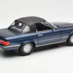 Mercedes 300 SL R107 Albastru Nautic Norev 1:18 183466 - image 3 of 8