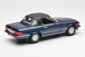 Mercedes 300 SL R107 Albastru Nautic Norev 1:18 183466 Metal - imaginea 3 din 8
