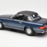 Mercedes 300 SL R107 Albastru Nautic Norev 1:18 183466 - image 7 of 8