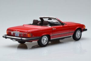 Mercedes 450 SL R107 Versiunea US Roșu Norev 1:18 183729 Metal - imaginea 3 din 8