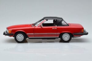 Mercedes 450 SL R107 Versiunea US Roșu Norev 1:18 183729 Metal - imaginea 4 din 8