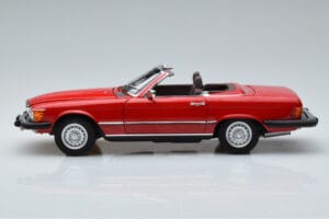Mercedes 450 SL R107 Versiunea US Roșu Norev 1:18 183729 Metal - imaginea 5 din 8