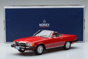 Mercedes 450 SL R107 Versiunea US Roșu Norev 1:18 183729 Metal - imaginea 8 din 8