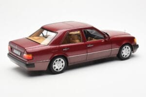Mercedes 500E W124 Roșu Metallic Ediție Dealer Norev 1:18 B66040699 Metal - imaginea 3 din 8
