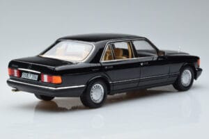 Mercedes 560 SEL W126 Negru Norev 1:18 183793 Metal - imaginea 3 din 7