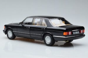 Mercedes 560 SEL W126 Negru Norev 1:18 183793 Metal - imaginea 6 din 7