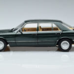 Mercedes 560 SEL W126 Verde Închis Metalizat Norev 1:18 - image 4 of 7